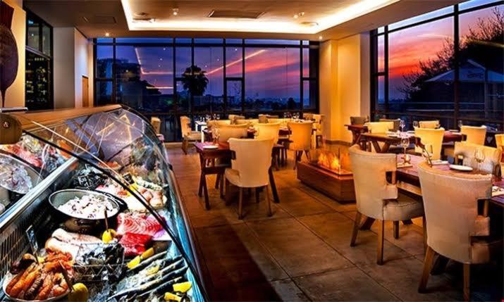 Sandton Skye Apartments Johannesburg Ngoại thất bức ảnh
